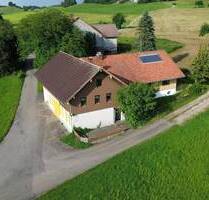 Freistehendes Zweifamilienhaus mit vielseitigen Nutzungsmöglichkeiten bei Weiler-Simmerberg