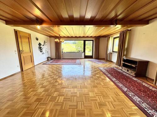 Wohnbereich Wohnung Nr. 2 - Mehrfamilienhaus, Wohnhaus mit 218,00 m&sup2; in Weiler-Simmerberg zum Kaufen