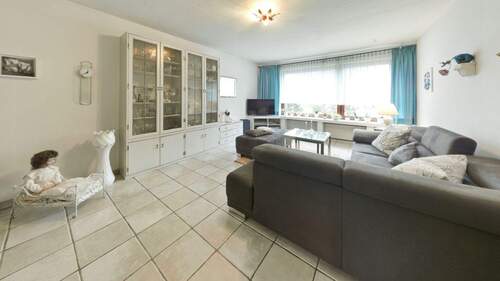 1. OG_Wohnen - 4 Zimmer Etagenwohnung in Kirchheim