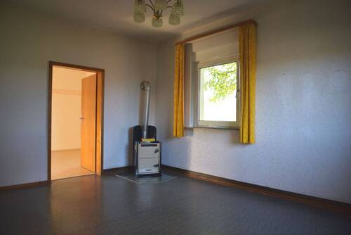 Schlafzimmer 1 - Einfamilienhaus mit 124,00 m&sup2; in Laubach zum Kaufen