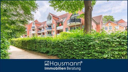 Hausansicht - Attraktive Investmentchance mit Tiefgaragenstellplatz in Hamburg-Eidelstedt Grenze Stellingen!