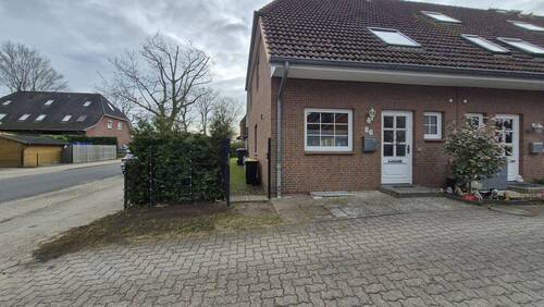 Bild 2 - 6 Zimmer Reihenendhaus zum Kaufen in Uetersen