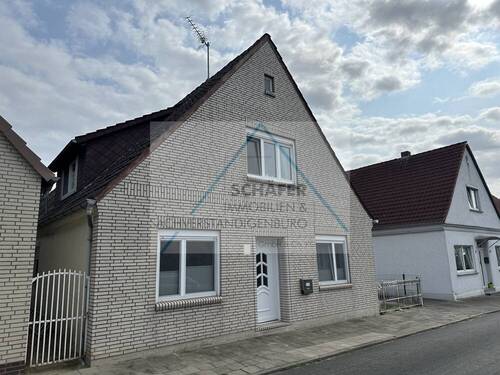 Außenansicht - Zweifamilienhaus in zentraler Lage von Bassum zu verkaufen