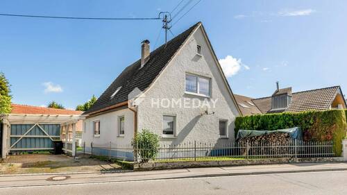 Außenansicht 1 - Zuhause mit Kamin und hellen Wohnräumen - 130 Quadratmeter, 4 Zimmer