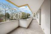 Großzügiger Südbalkon - 