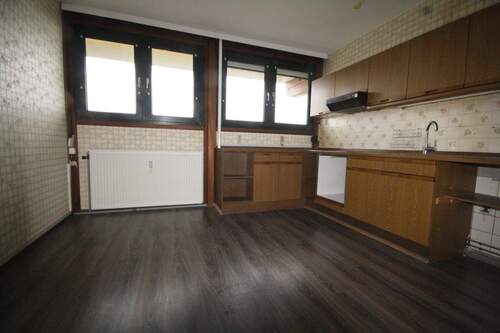 Küche.JPG - Etagenwohnung in Emden zur Miete