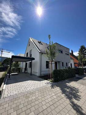 Musterhaus - 5 Zimmer Doppelhaushälfte in Erlangen