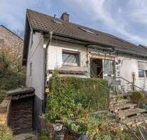 Freistehendes Einfamilienhaus mit ca. 128 m², 5 Zimmer, 2 Bädern, Hobbyraum und 2 PKW- Stellplätzen - Hagen Haspe