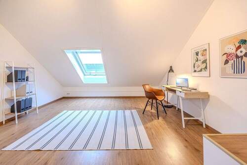 Home-Office Dachgeschoss - 