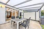 überdachte Terrasse - 