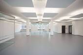Bild 1 - Moderne Bürofläche 870 m² mit Glaswänden, Küche & flexible Konditionen