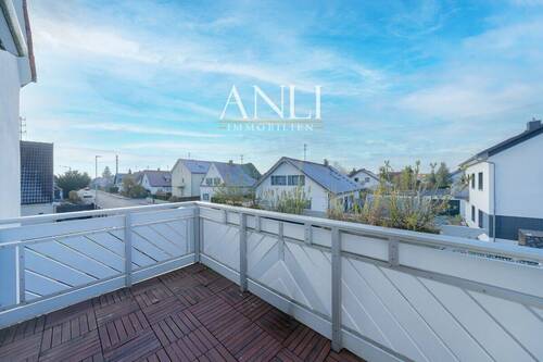3-Fam. Haus in Vöhringen - OG Balkon - 
