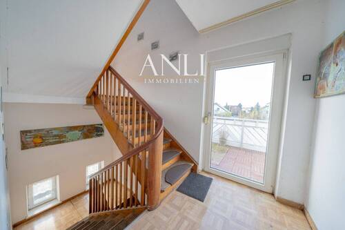 3-Fam. Haus in Vöhringen - OG Flur 2 - 