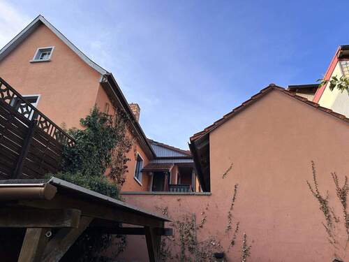 Rückansicht vom Garten aus - 