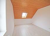 Zimmer 2 im Dachgeschoss - 