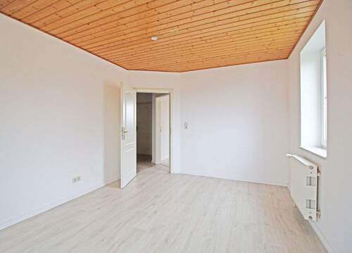 Zimmer 2 im Dachgeschoss - 