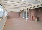 überdachte Terasse - 4 Zimmer Doppelhaushälfte in Todesfelde
