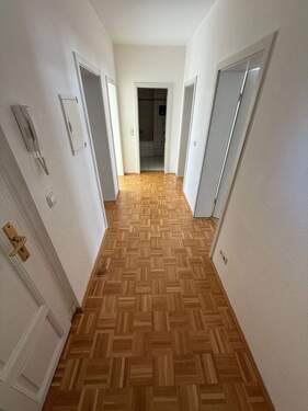 Flur.jpg - 3 Zimmer Etagenwohnung zur Miete in Leipzig