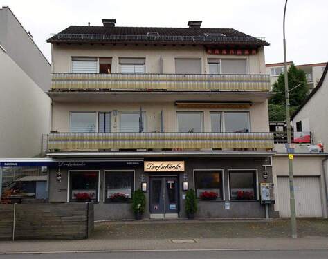 Frontansicht - Gepflegtes Mehrfamilienhaus mit Gewerbeeinheit - provisionsfrei