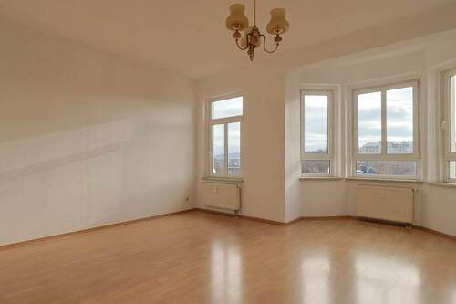 Wohnen - 3 Zimmer Etagenwohnung zum Kaufen in Plauen