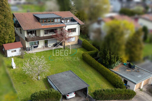 Außenansicht - Geräumige Wohnung mit zwei Bädern und Balkon