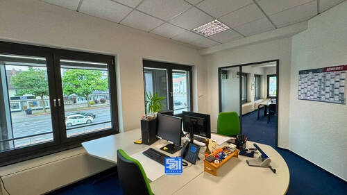 Büro 1 - 