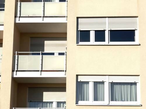 Südansicht 2 - 2 Zimmer Etagenwohnung zum Kaufen in Köngen