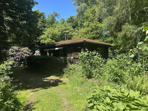 Ansicht Auffahrt - 2 Zimmer Mehrfamilienhaus, Wohnhaus zum Kaufen in Stemmen