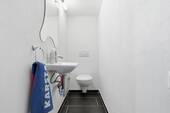 WC - 