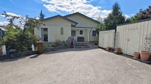 Nordseite mit Eingang - 