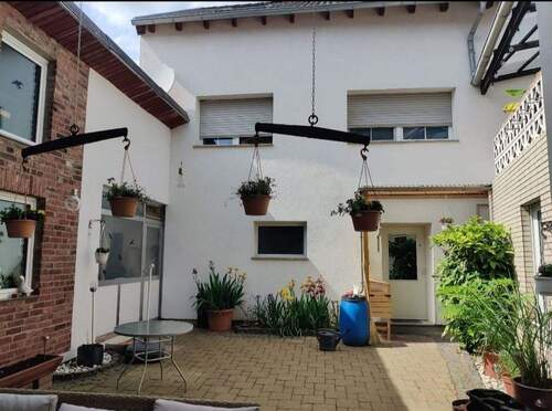 Innenhof Sicht aus Eingang - 4 Zimmer Bauernhaus, Landhaus in Aldenhoven