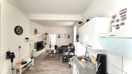 Lichtdurchflutetes Wohnzimmer - Etagenwohnung mit 55,60 m&sup2; in Osnabrück zur Miete