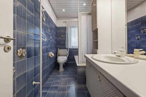 Badezimmer 1. OG - 