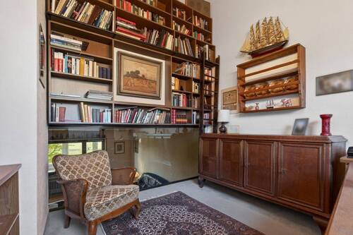 Arbeitszimmer Ansicht 1 - 