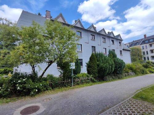 Hausansicht - Etagenwohnung mit 46,40 m² in Chemnitz zur Miete