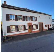 Bauernhaus mit Scheunen und viel Potenzial direkt an der Grenze L-Remich - Perl Wochern