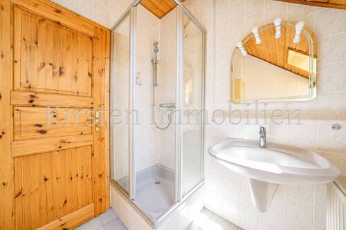 Badezimmer DG - 