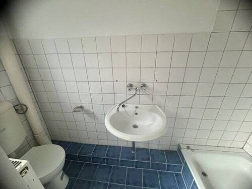 Sanitär ( 1. OG) - 
