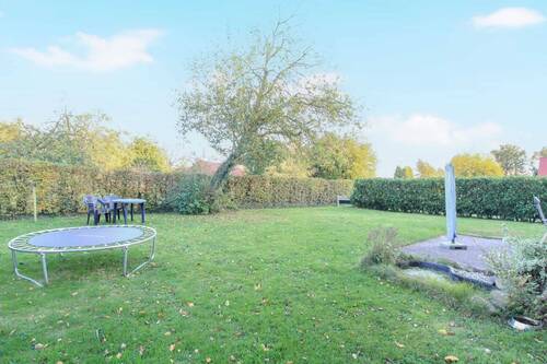 Garten - 7 Zimmer Mehrfamilienhaus, Wohnhaus zum Kaufen in Neuenkirchen