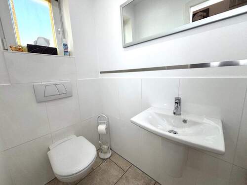 tempImage8u3J9w.jpg - 