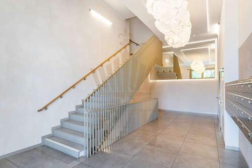 Treppenhaus Eingang Gartenstr. 87 - 