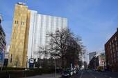 vis á vis Axel-Springer-Haus - 