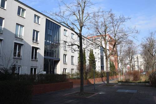 nette Anlage - 