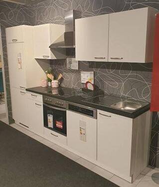 Küche - EBK - Etagenwohnung mit 150,00 m&sup2; in Görwihl zur Miete