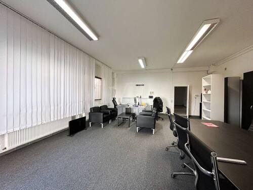 Büro im Eingangsbereich - 