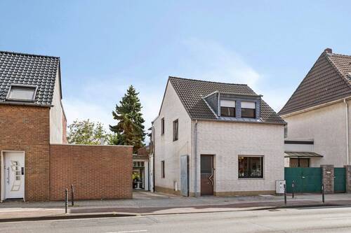 Außenansicht - 5 Zimmer Einfamilienhaus zum Kaufen in Dormagen