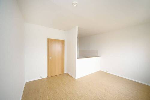 Wohn- / Esszimmer - Gemütliche 2-Raumwohnung - 206,00&nbsp;EUR Kaltmiete, ca.&nbsp; 41,10&nbsp;m&sup2;&nbsp;Wohnfl&auml;che