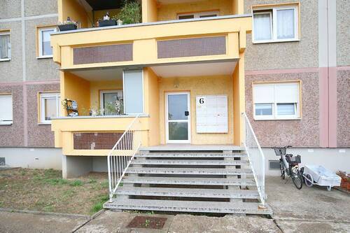 Herzlich Willkommen - 2 Zimmer Etagenwohnung zur Miete in Eisleben