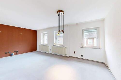 Immobilien-Düren-Haus-Kaufen-OP085-16 - Einfamilienhaus mit 135,90 m&sup2; in Düren zum Kaufen