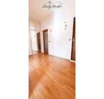 Bezugsfrei nahe Kutschi: Lichtdurchflutete Wohnung mit Süd-West-Balkon - Berlin Wedding